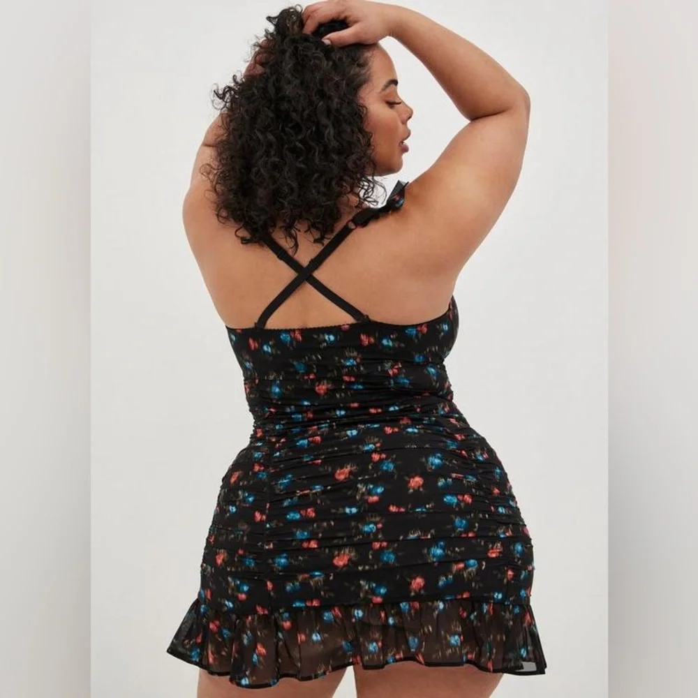 Torrid Ruched Mesh Ruffle Chemise Size 3 - Picture 2 of 8